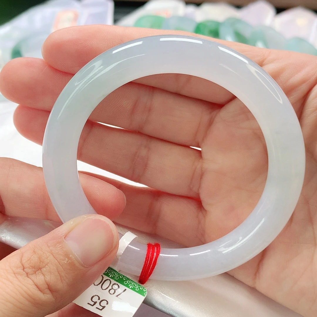 诚***翡翠手镯未镶嵌55圆