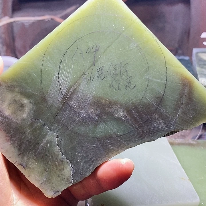 ****呷未镶嵌手镯和田玉加工定制