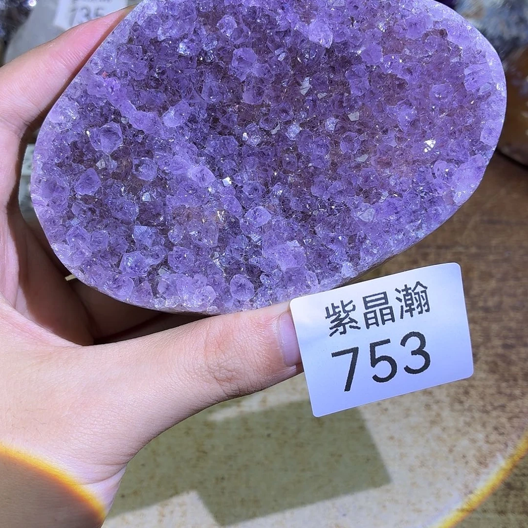 未镶嵌水晶大型摆件（非配饰）