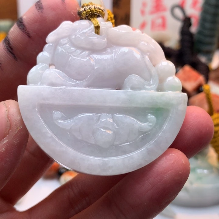 翡翠未镶嵌颈饰保真天然a货翡翠
