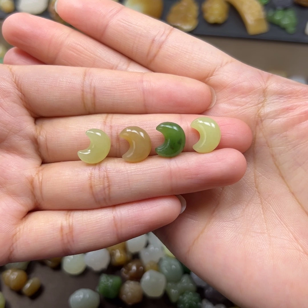 和田玉未镶嵌颈饰98一个多样性发其一