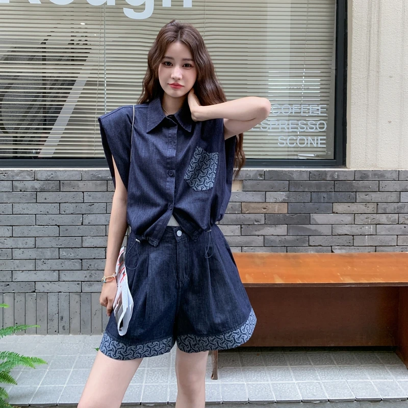 深蓝色学院风无袖牛仔衬衫套装女2025夏韩系小个子休闲短裤两件套