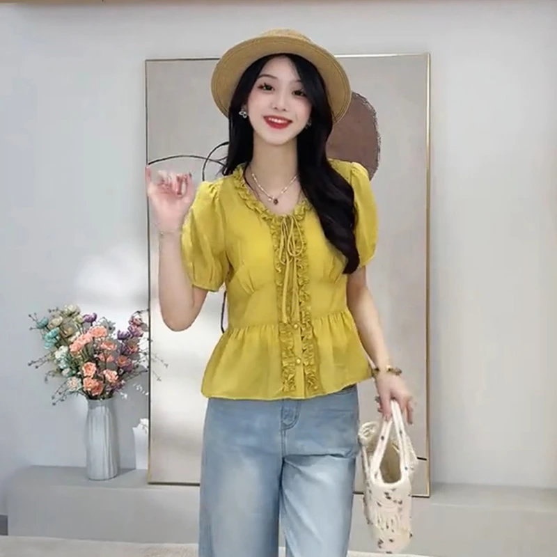 时尚短袖衬衫女士夏季新款衬衣洋气减龄木耳边泡泡袖褶皱宽松上衣
