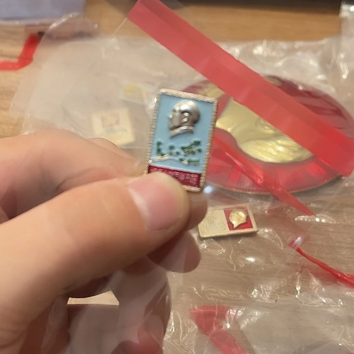 典***谟像章一一一一一一一高贵轻