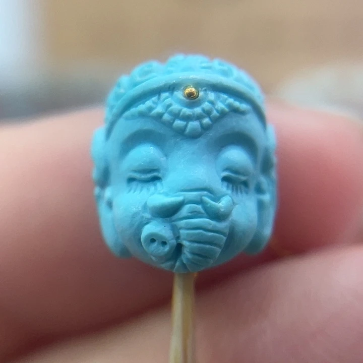 绿松石未镶嵌珠宝奇石