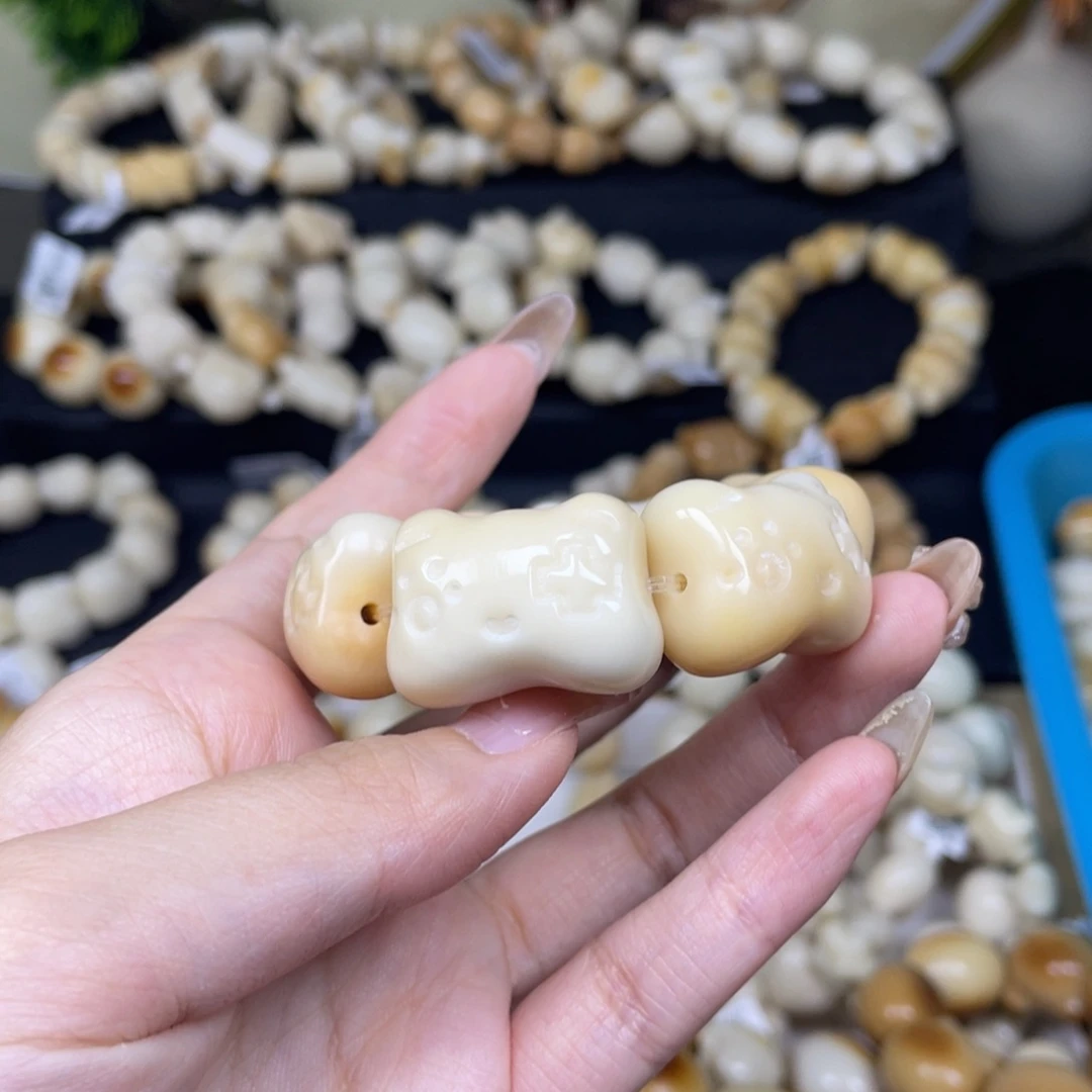 菩提根/象牙果吊坠92612游戏机猫手捻