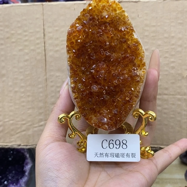 琴***未镶嵌大型摆件（非配饰）紫晶
