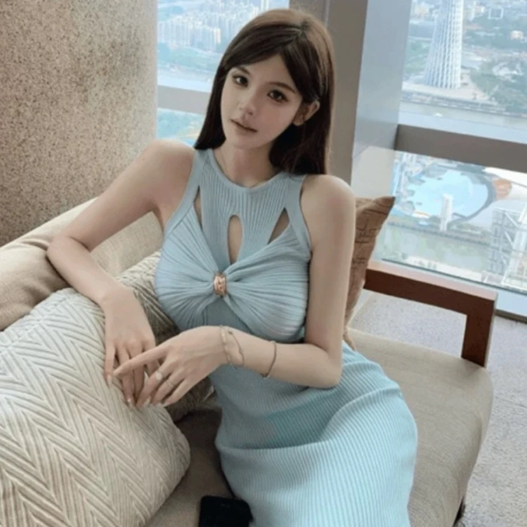 纯欲风扭结镂空无袖背心连衣裙女夏季收腰针织裙子显身材包臀长裙