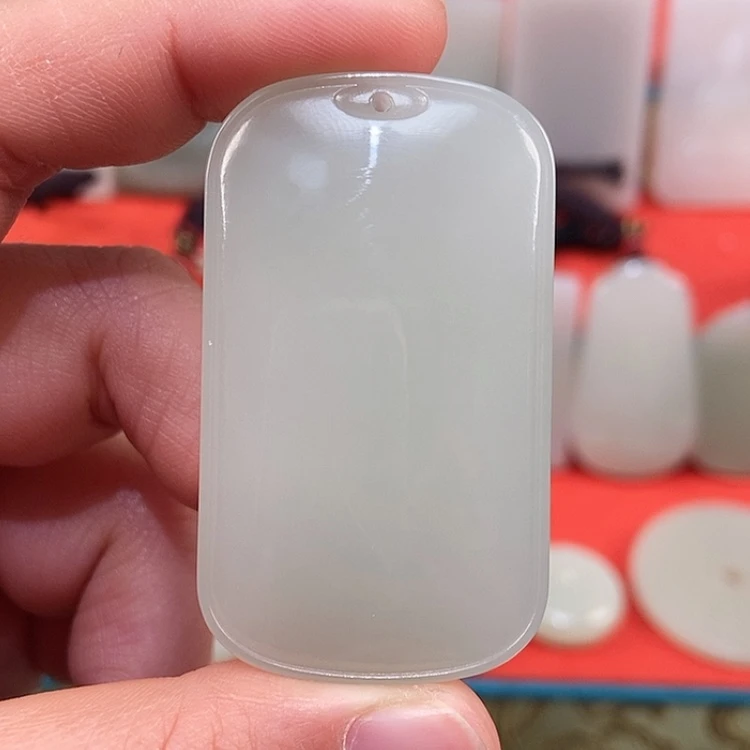 【闪购商品】颈饰未镶嵌和田玉