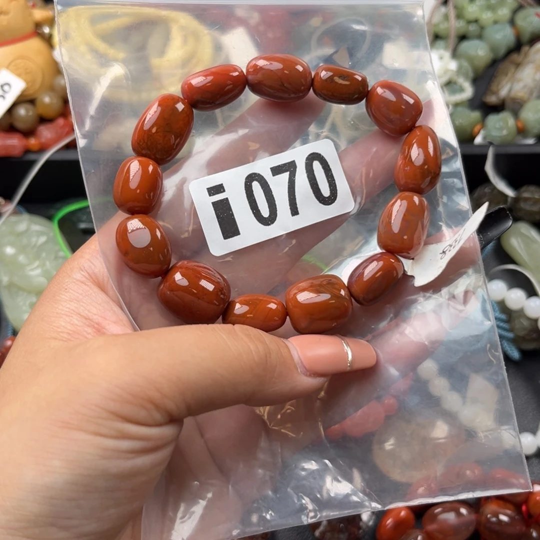 南红玛瑙未镶嵌珠宝奇石