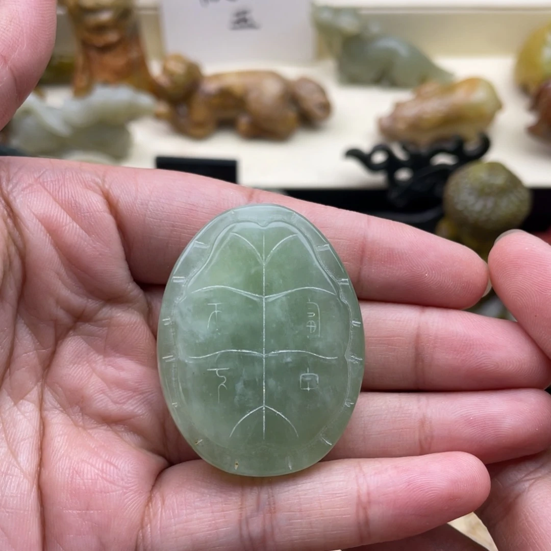 蛇纹石玉未镶嵌颈饰18