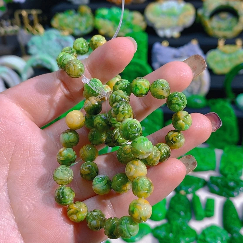 【闪购商品】翡翠颈饰未镶嵌黄绿翡8mm 珠子52颗