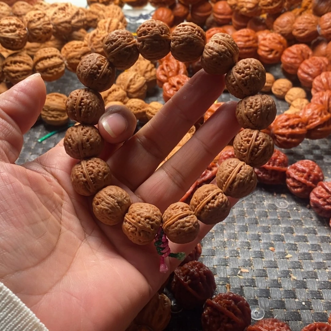 今***几文玩核桃吊坠磨盘