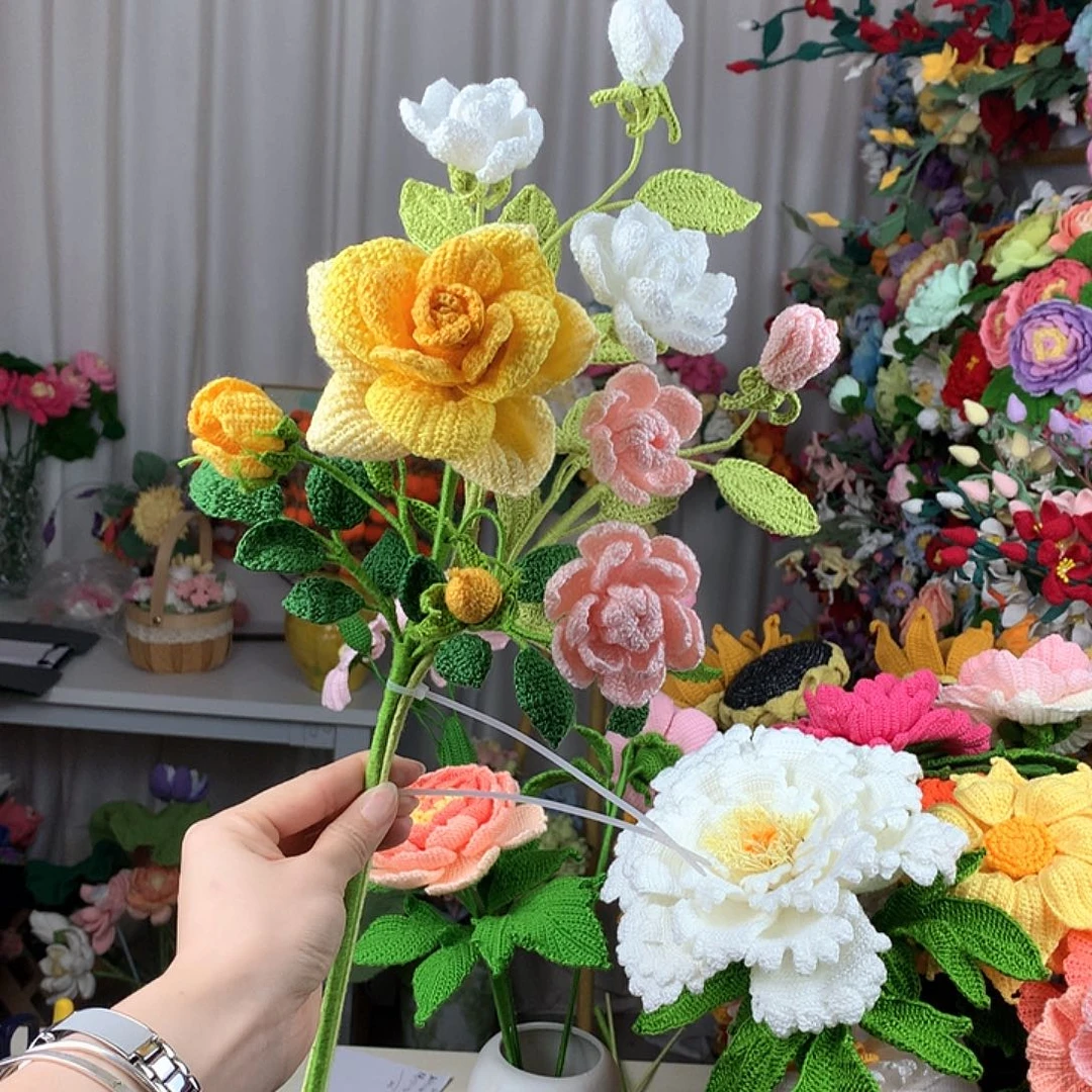 蓝月玫瑰和茉莉花2支