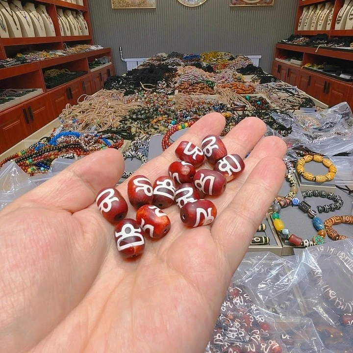 未镶嵌玛瑙/玉髓珠宝奇石