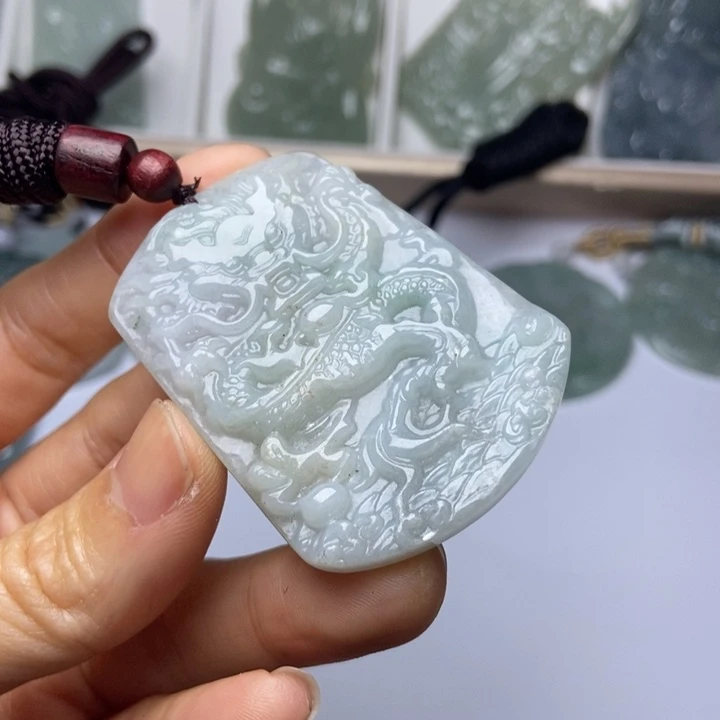 翡翠未镶嵌挂件翡翠