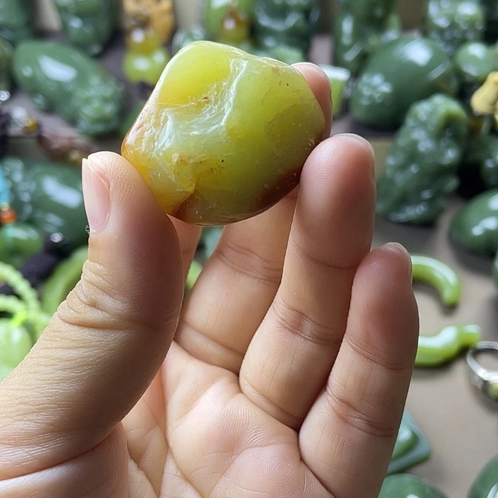 岫岩老玉（透闪石质玉）未镶嵌挂件
