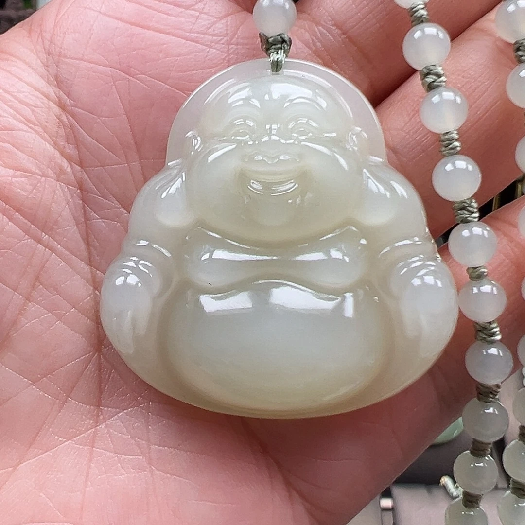 娟***子颈饰未镶嵌和田玉
