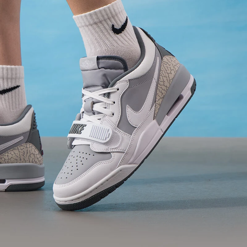 NIKE/耐克男子乔丹LEGACY 312时尚休闲透气低帮板鞋CD7069005