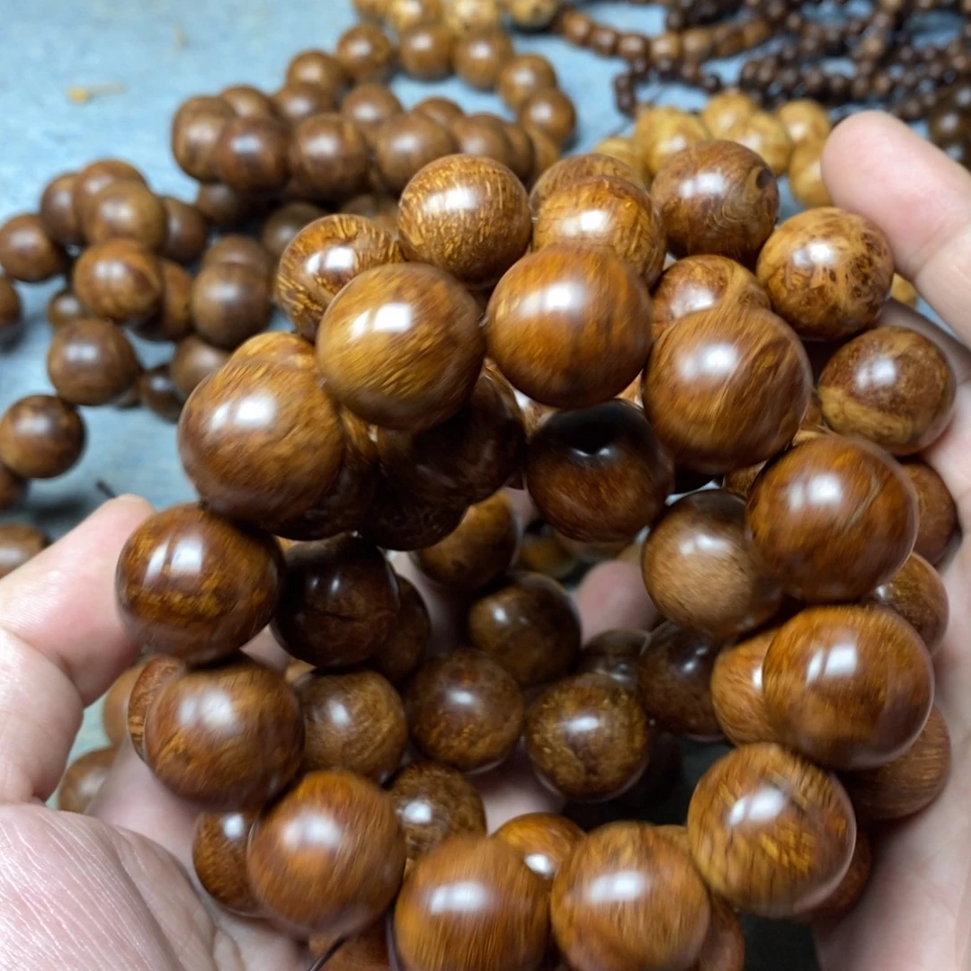 阿***良柏木（崖柏）无事牌