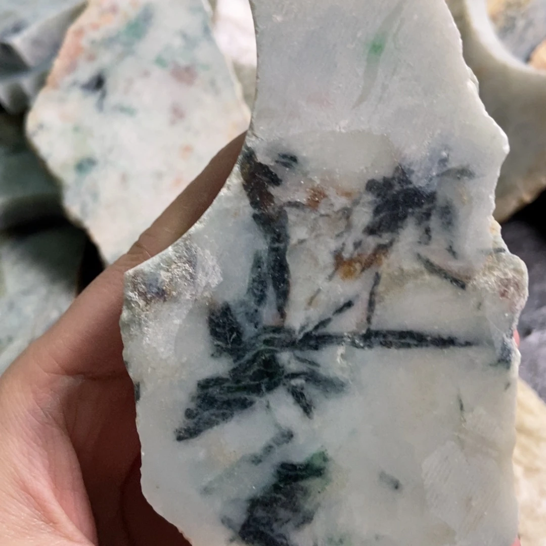 翡翠未镶嵌颈饰天然翡翠
