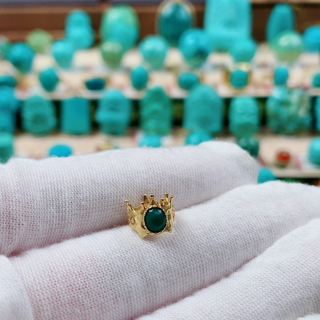 绿松石18K金镶嵌珠宝半成品皇冠卡环