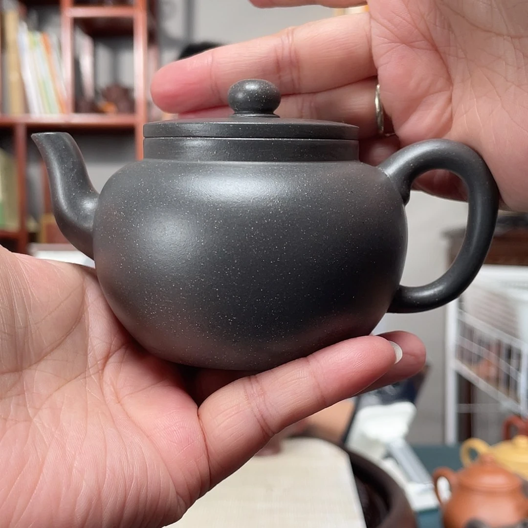 紫泥茶壶天青平盖莲子