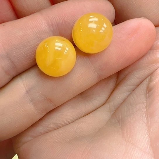 未镶嵌琥珀珠宝奇石