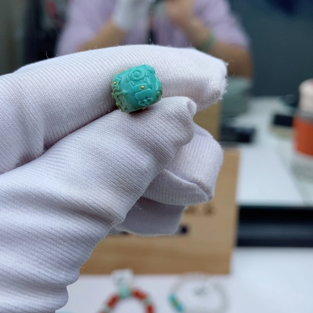 未镶嵌绿松石珠宝奇石