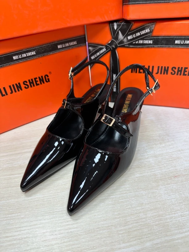 气质名媛黑色百搭猫跟单鞋8363-5