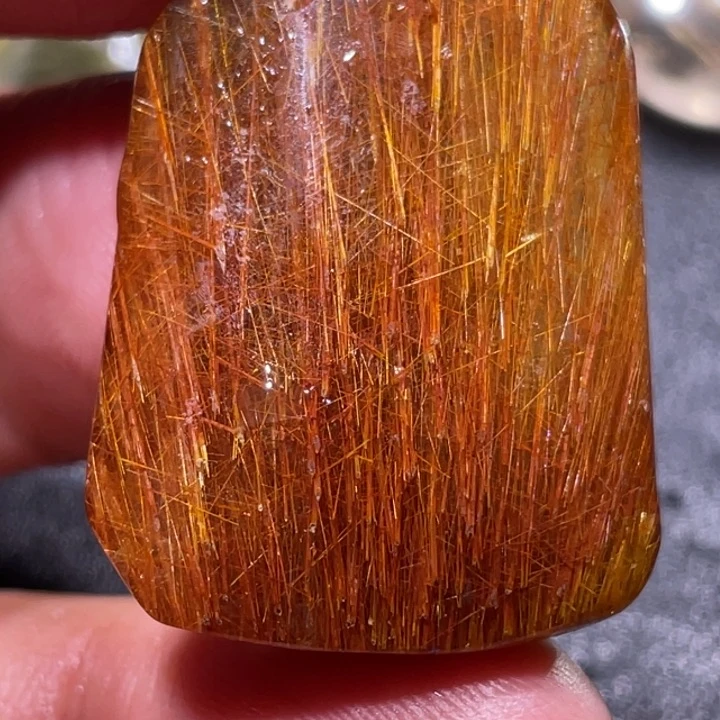 李***o未镶嵌颈饰发晶钛晶