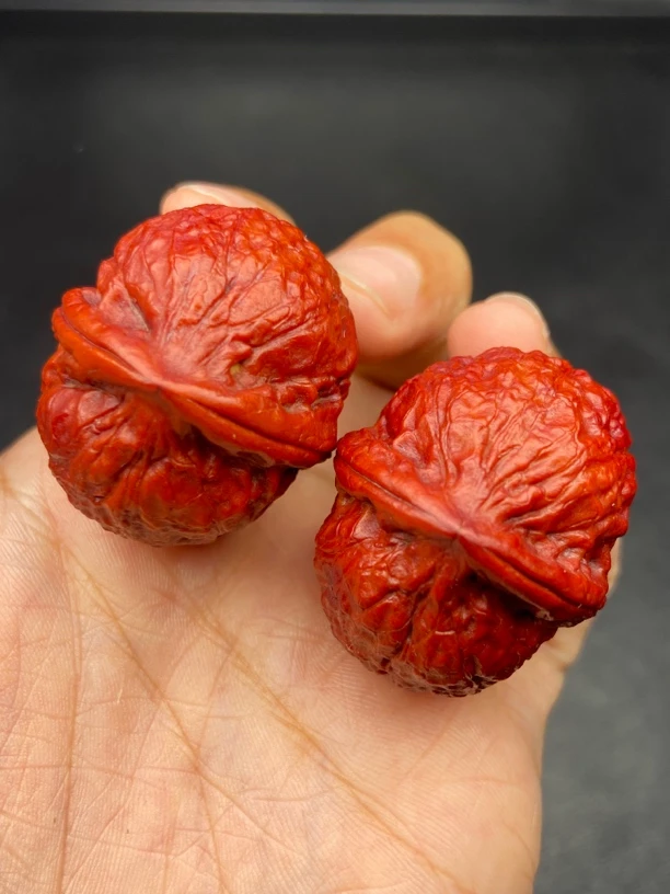 云南铁核桃 文玩核桃 35-36尺红彩蟒纹龙蛋发货图片同款随机一对