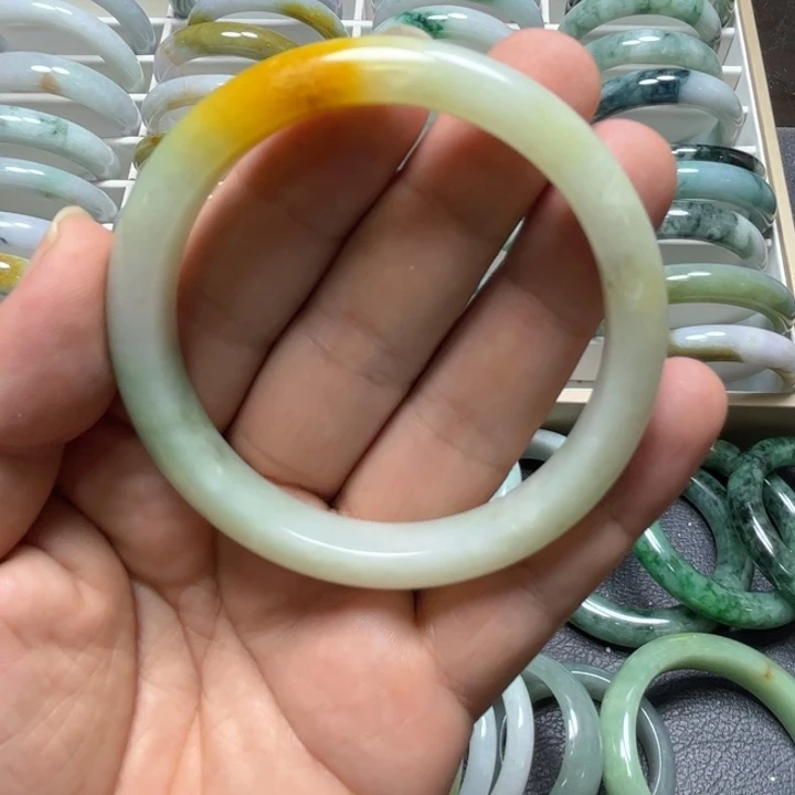 爱***姐定制翡翠未镶嵌翡翠