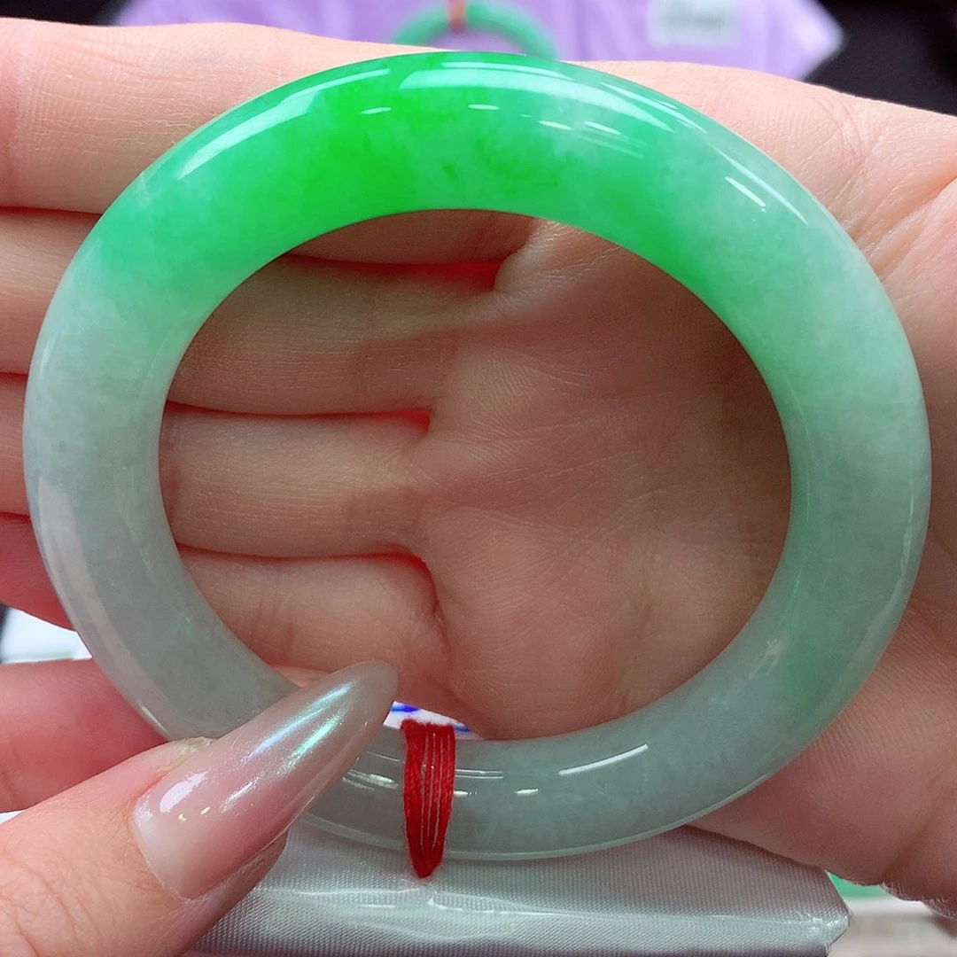 未镶嵌手镯翡翠翡翠