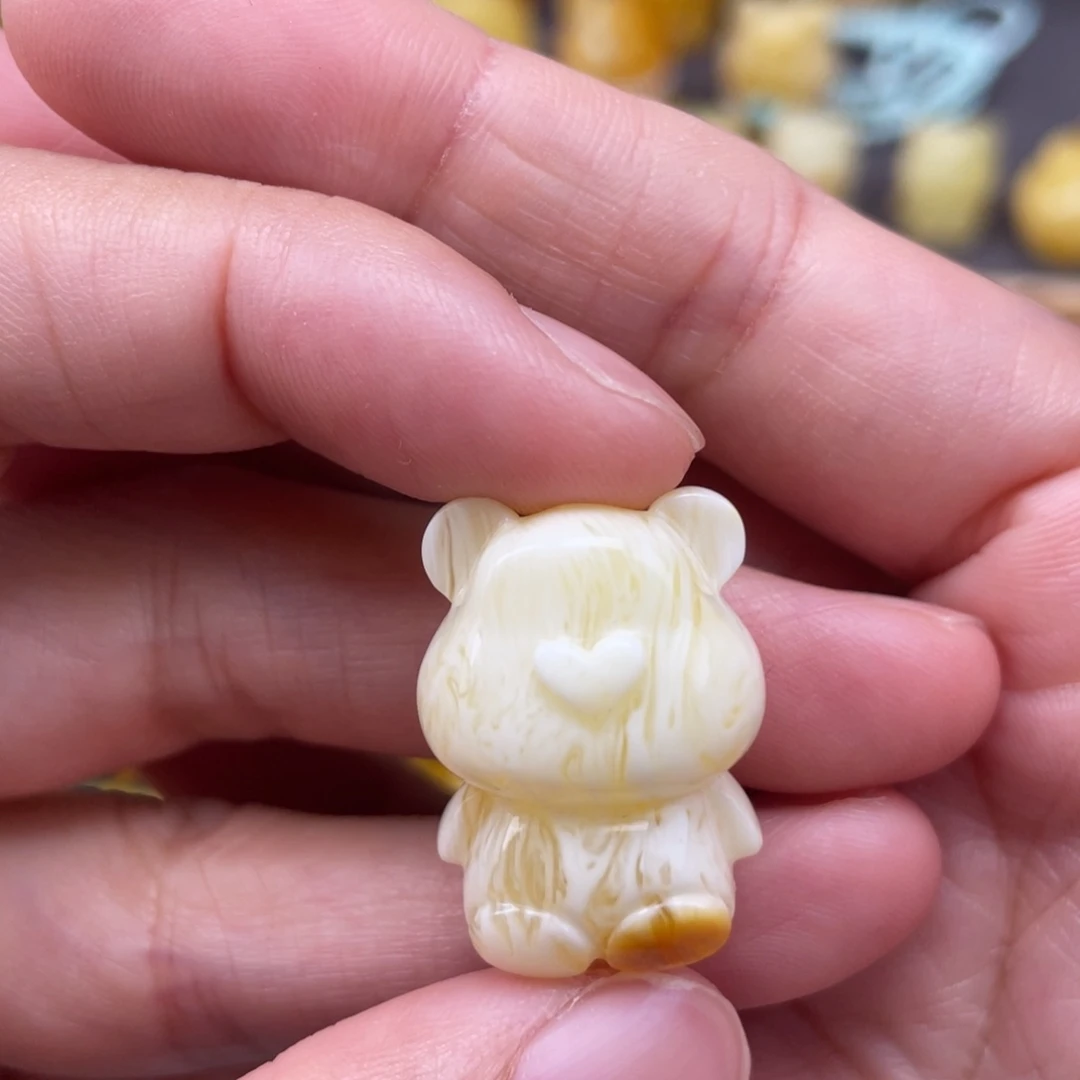 裸石琥珀未镶嵌蜜蜡