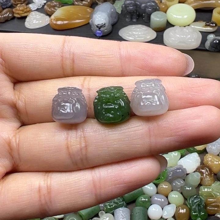 和田玉未镶嵌颈饰118一个多样性发其一