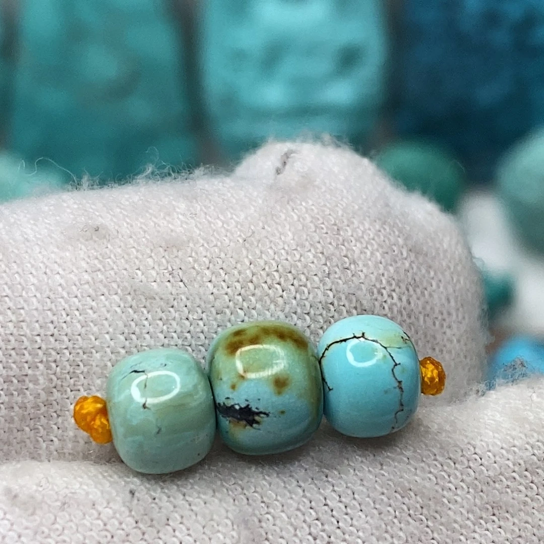 绿松石未镶嵌原矿绿松石地大质检