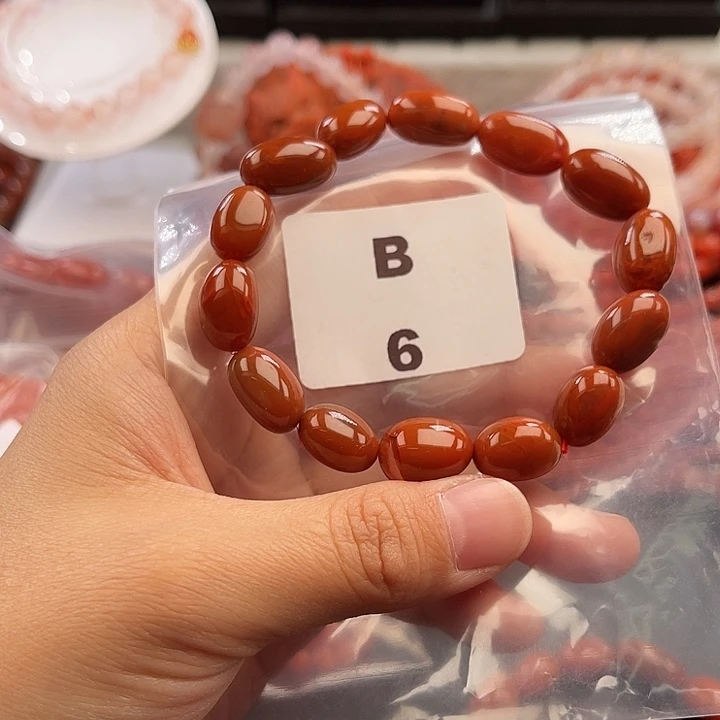 南红玛瑙未镶嵌多样性发货默认微瑕称重10mm