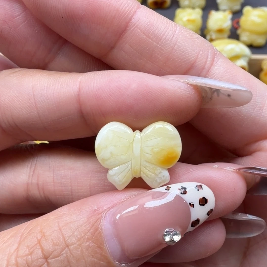 琥珀未镶嵌裸石蜜蜡