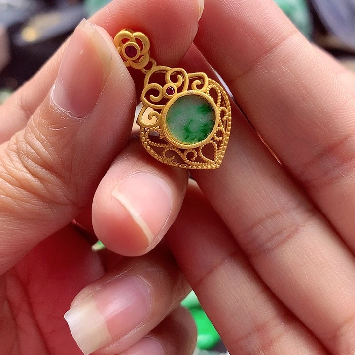 颈饰银S925镶嵌翡翠翡翠