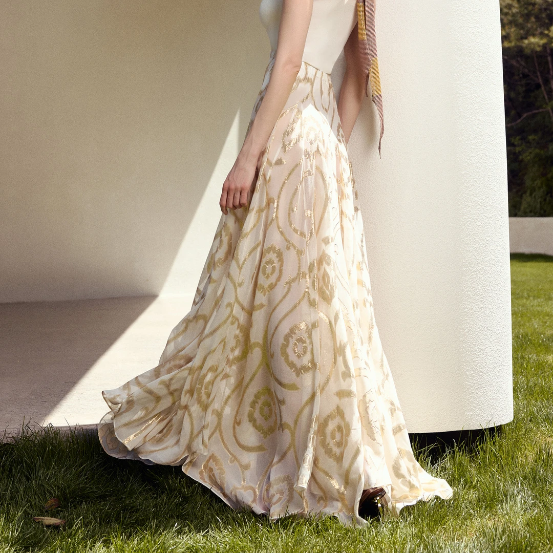 TU女装 香榭琉光 桑蚕丝刺绣提花高腰半身裙2025秋新款A字长裙子