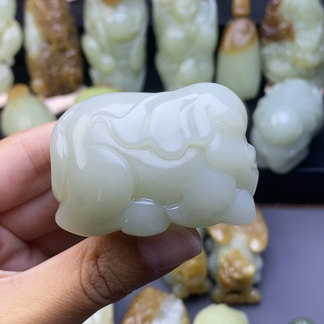 未镶嵌和田玉把件_*。