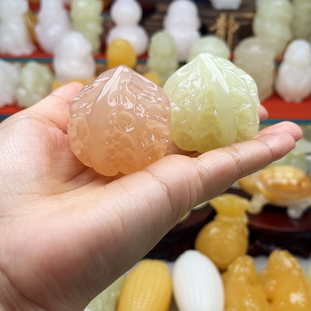 默***。石材胡桃手把摆件