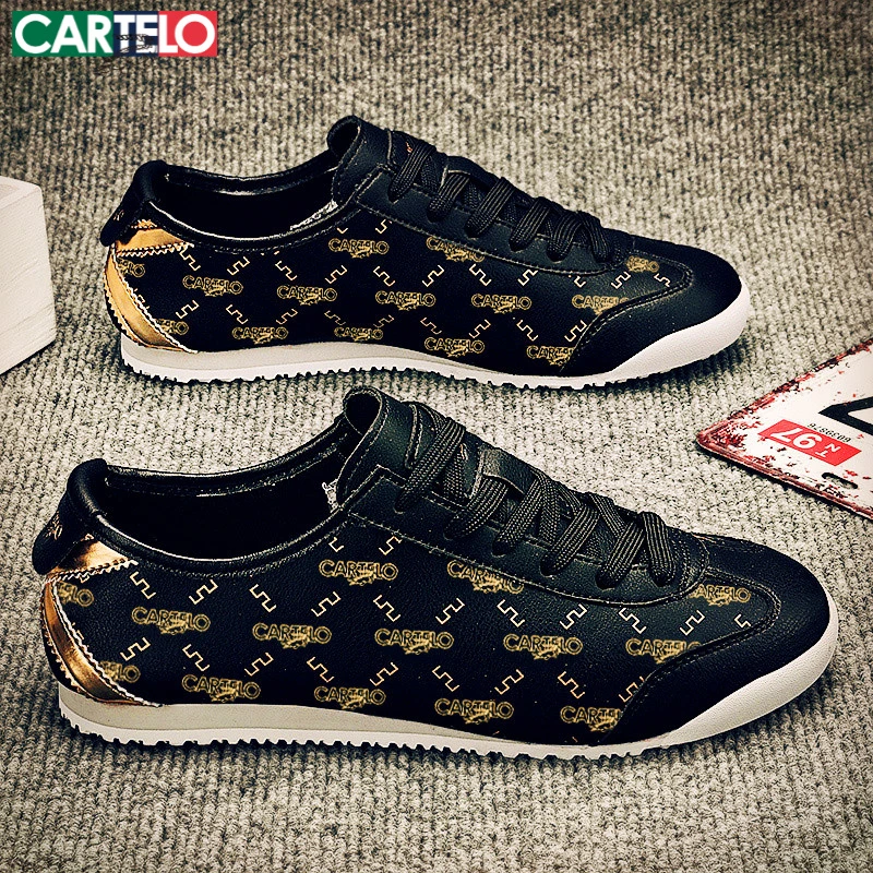 卡帝乐鳄鱼男鞋子男款阿甘鞋轻便百搭时尚板鞋潮鞋男式休闲鞋子