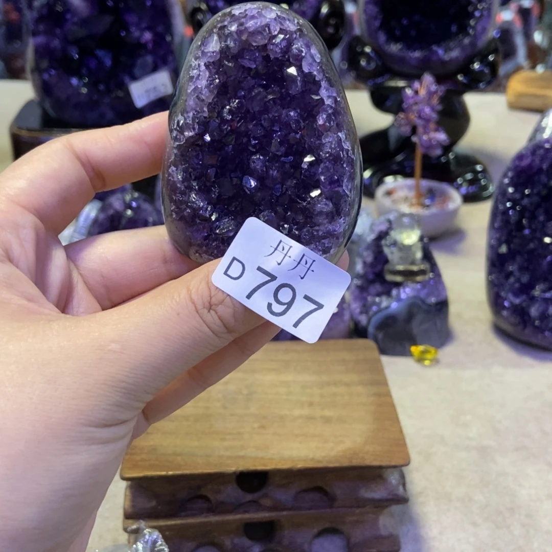 未镶嵌水晶大型摆件（非配饰）