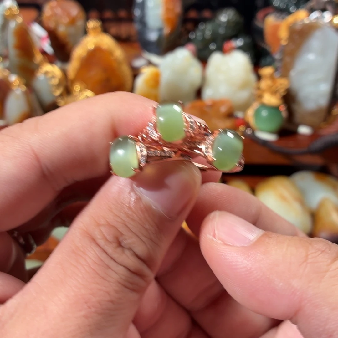 和田玉（碧玉）未镶嵌戒指