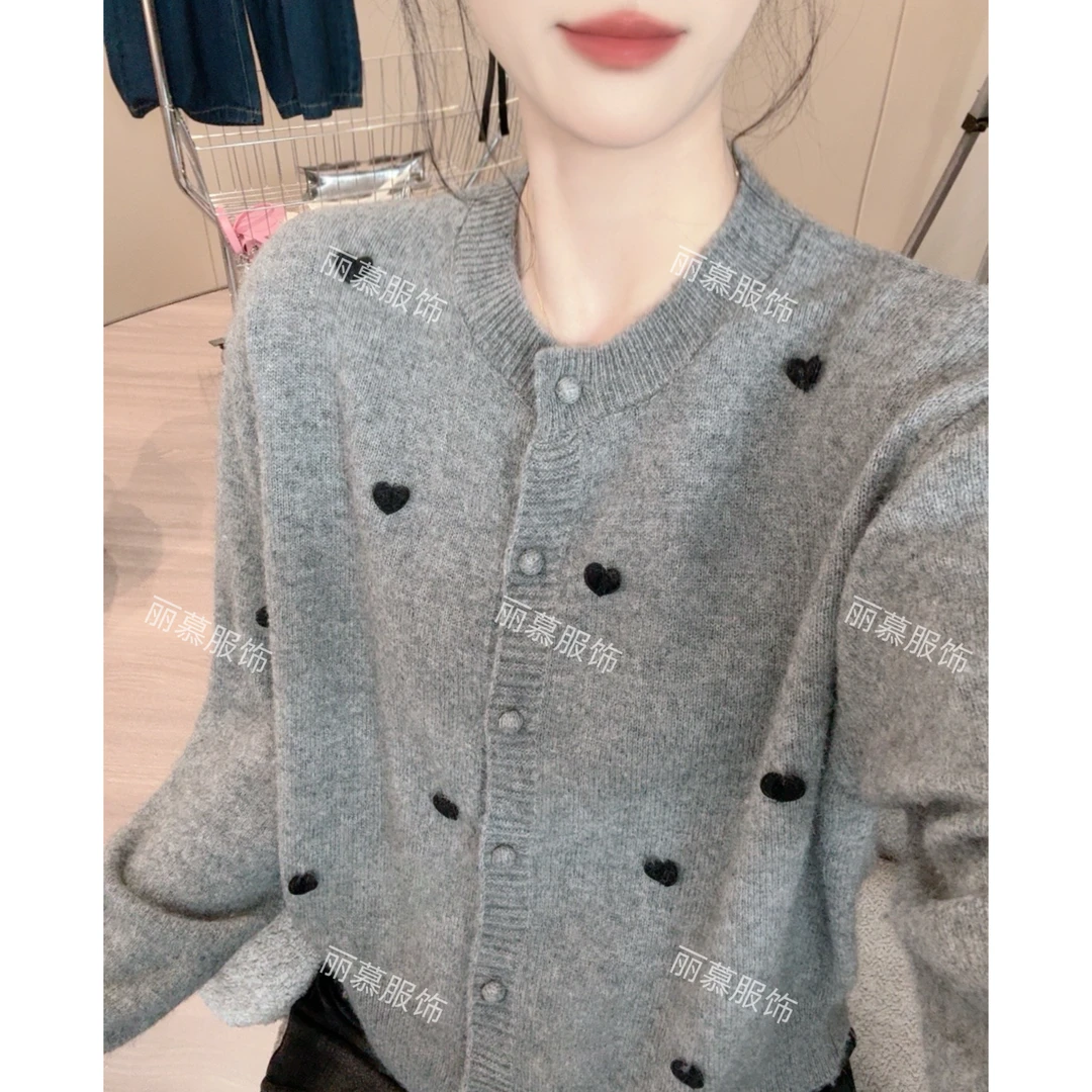【立体爱心开衫】春秋季新款软糯圆领针织开衫甜美减龄女外套潮7003