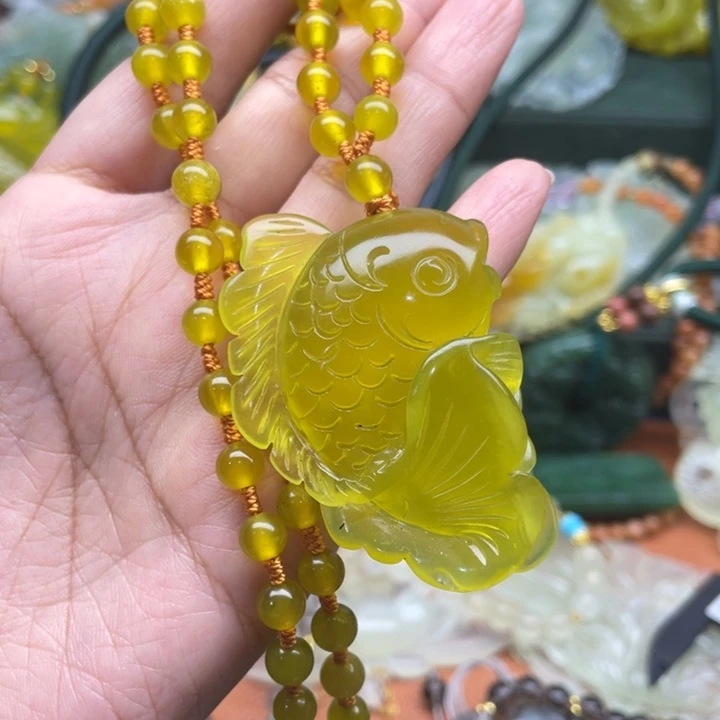 岫玉未镶嵌吊坠毛衣链锁骨链