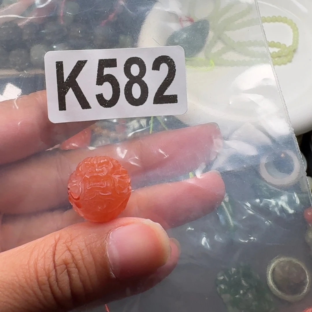 南红玛瑙未镶嵌珠宝奇石