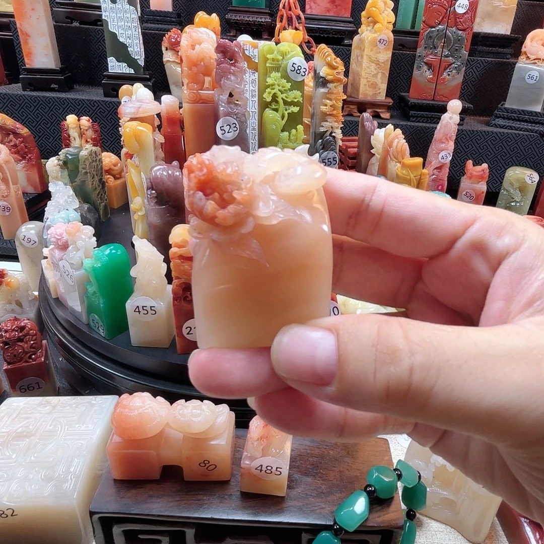 寿山石其他牡丹花印章